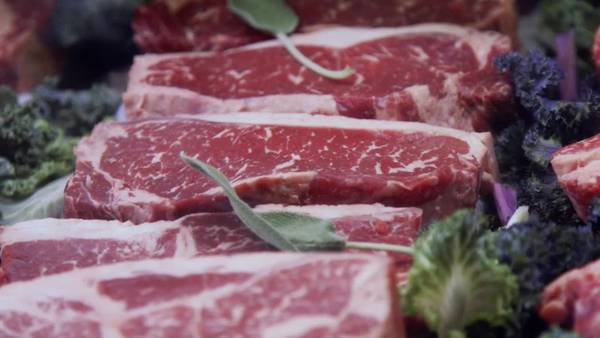 4 Bulls Meats Seafood & Deli - Gulf Coast Cuisine