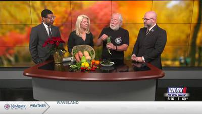 Crafting a colorful Thanksgiving Cornucopia