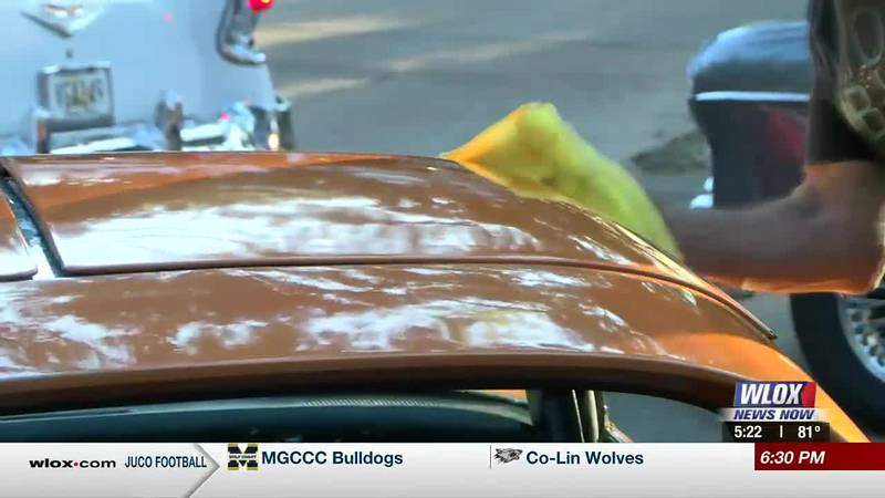 Wax on, wax off: Cruisers keep classic cars shiny
