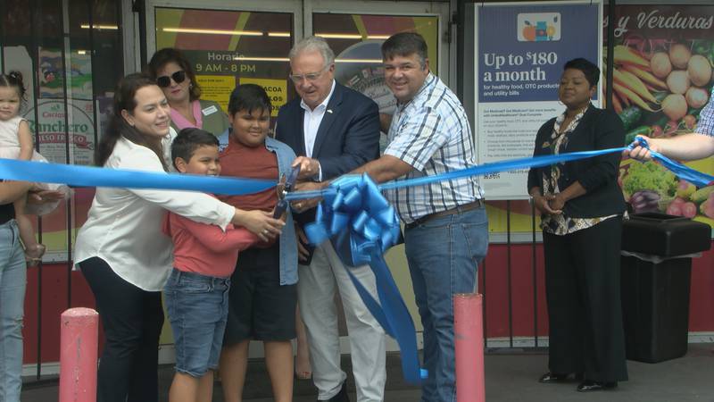 Family opens Mexican butcher shop on Cinco de Mayo